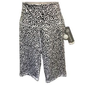 DAISY FUENTES Ultra High Waist Cheetah Leopard Print Bike Shorts Black White XL